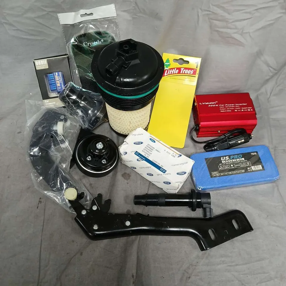 APPROXIMATELY 12 ASSORTED VEHICLE PARTS & ACCESORIES TO INCLUDE 300W POWER INVERTER, CAR DIAGNOSTIC SCANNER, FORD SENSOR ASSY, ETC
