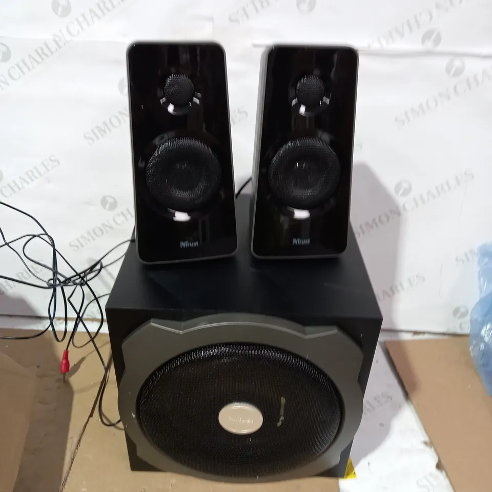 TRUST 2.1 SUBWOOFER SPEAKER SET