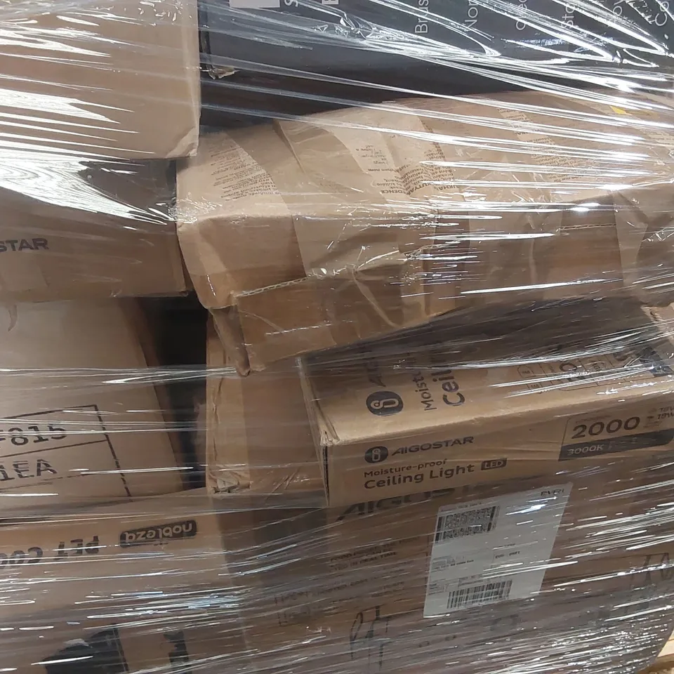 PALLET CONTAINING A LARGE ASSORTMENT OF CONSUMER PRODUCTS INCLUDING: AIGOSTAR STANDING FANS, WAFFLE MAKER, PET COOLING MAT, CEILING LIGHT, FOOD DEHYDRATOR ECT