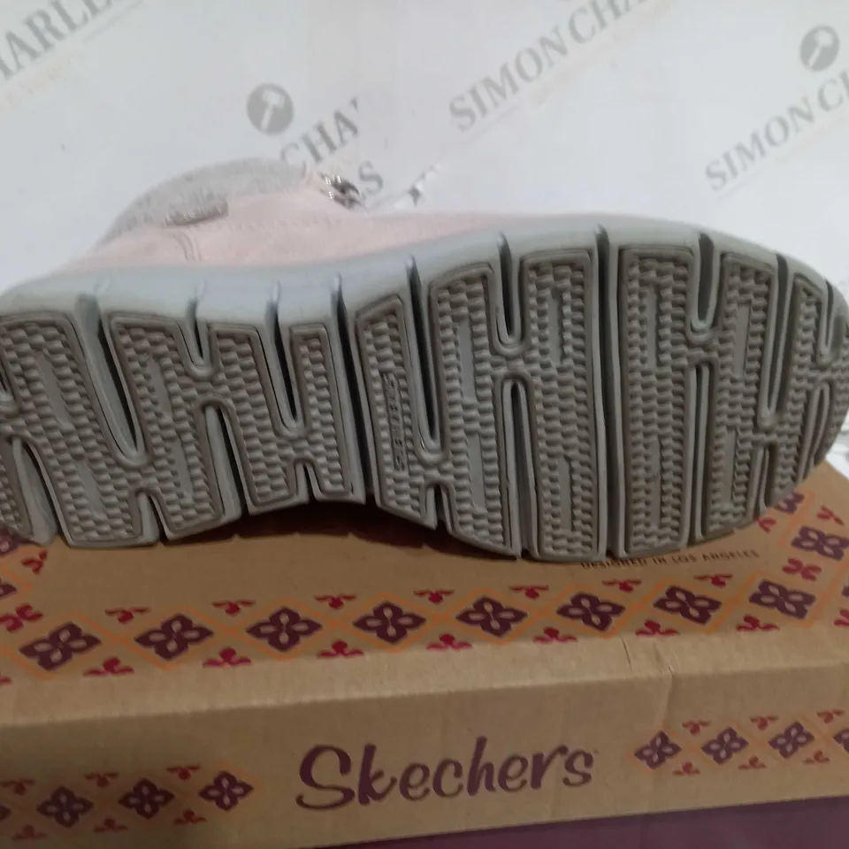 UNBOXED SKECHERS WARM BLUSH BOOTS, BLUSH - SIZE 6