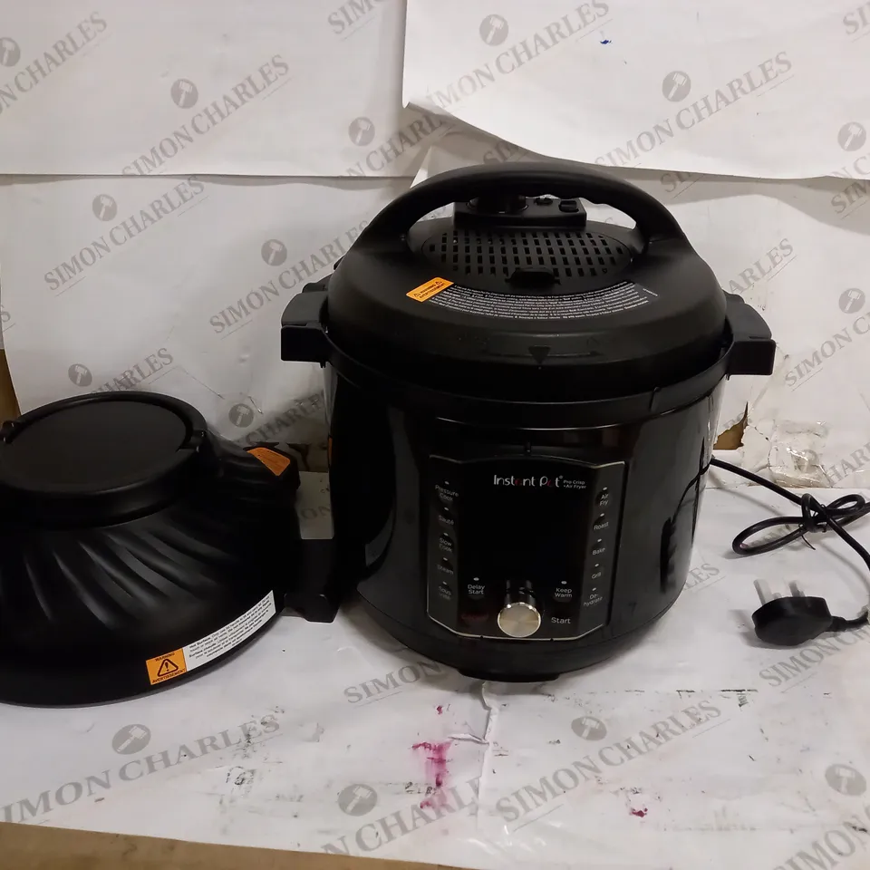 INSTANT POT PRO CRISP ELECTRIC MULTI COOKER