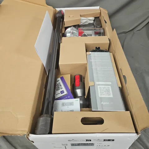 BOXED DYSON V8 ADVANCED VACUUM CLEANER