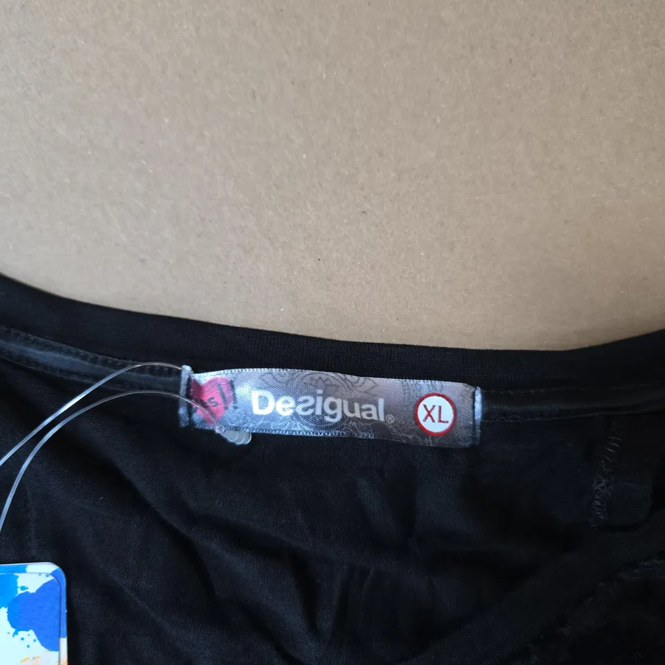 DESIGUAL BLACK FLORAL TOP – XL (EU XL)