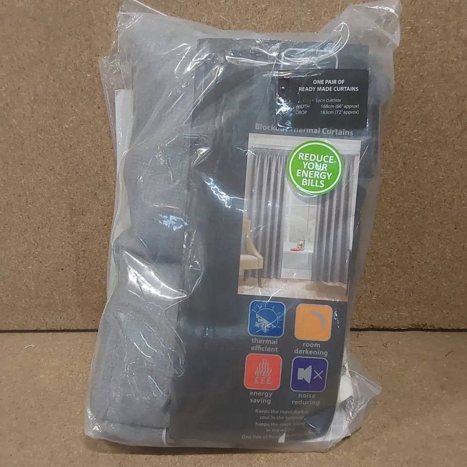 BAGGED ARMINGTON PENCIL PLEAT LIGHT REDUCING THERMAL CURTAINS - GREY // SIZE: 168 X 183cm