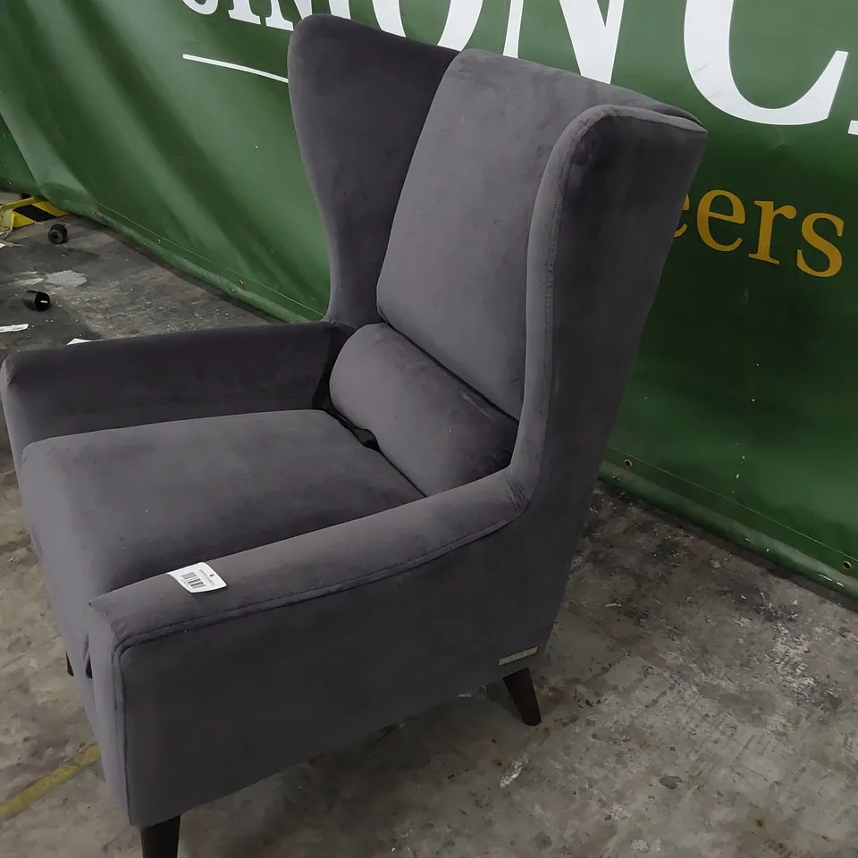 QUALITY BRITISH MADE LOUNGE Co WINGED BACK EASY CHAIR GREY PLUSH FABRIC 