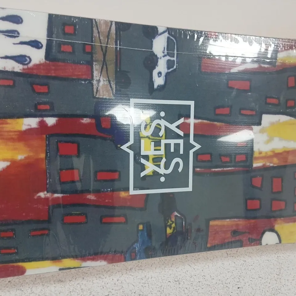 YES DICEY SNOWBOARD – 154 CM – YELLOW CITYSCAPE GRAPHIC