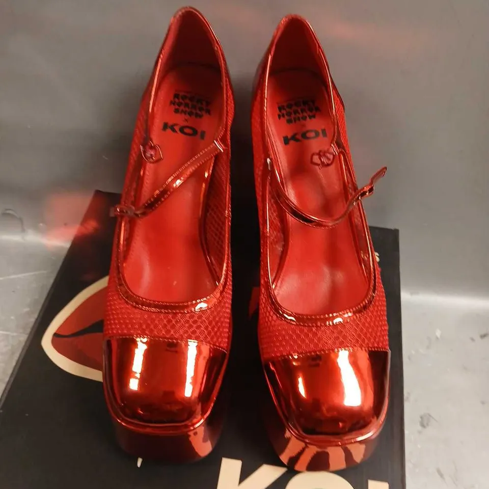 BOXED RICHARD O'BRIEN'S ROCKY HORROR SHOW X KOI REGULAR FRANKIE FAN FISHNET PLATORM HEELS RED SIZE 11