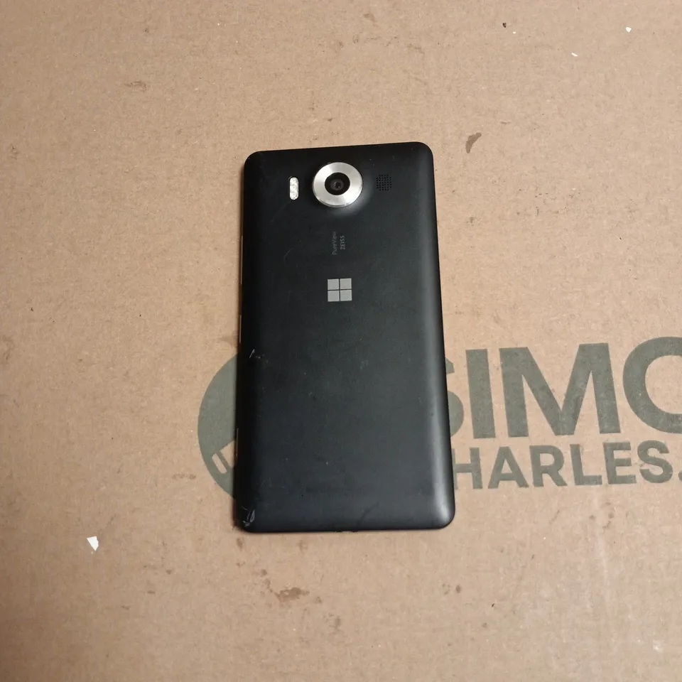 MICROSOFT LUMIA 950 BLACK SMART PHONE UNBOXED