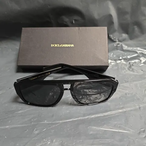 DOLCE & GABBANA SUNGLASSES – BLACK FRAME, BOXED