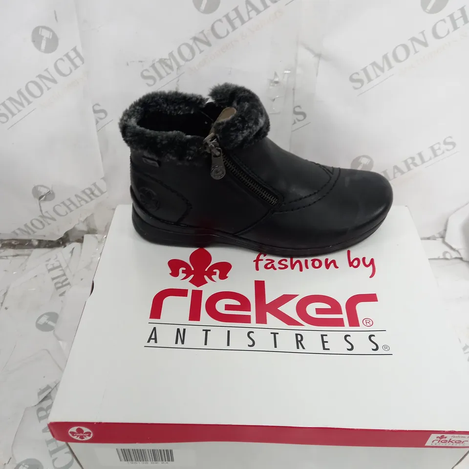 RIEKER FUR CUFF BOOT BLACK SIZE 4 - BOXED 