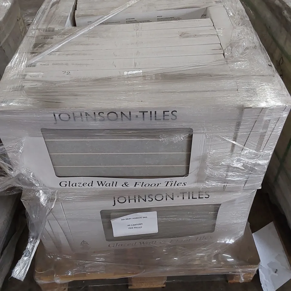 PALLET CONTAINING 40 CARTONS OF JOHNSONS YORK FOSSIL TILES - 5 PER PACK / 597X297X11MM