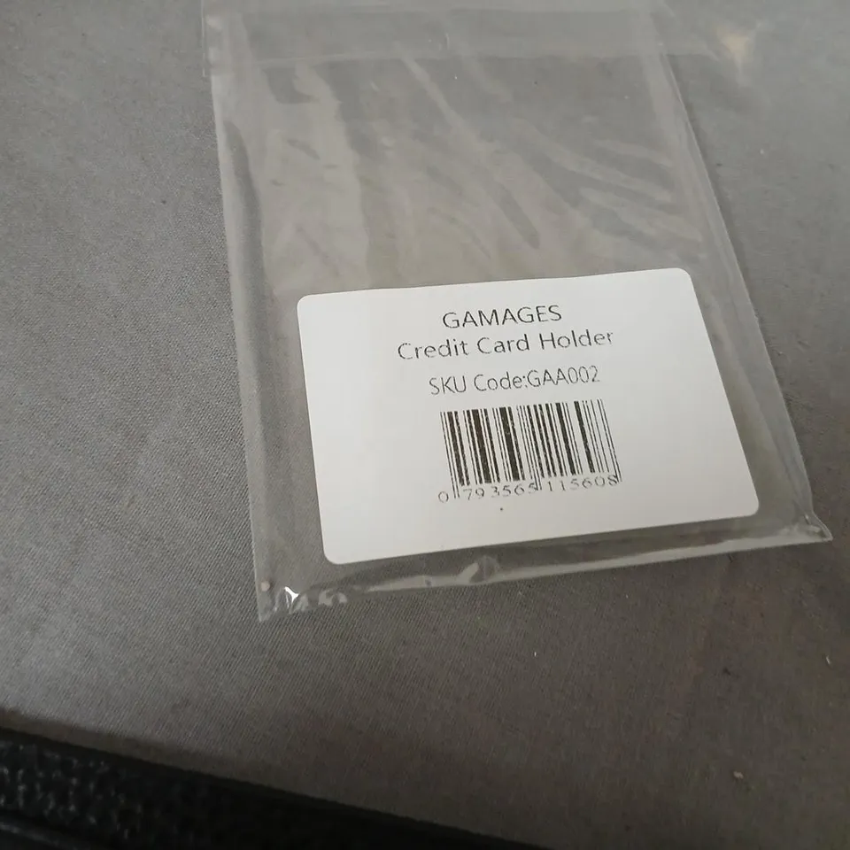 GAMAGES CREDIT CARD HOLDER – BLACK PEBBLED FAUX LEATHER