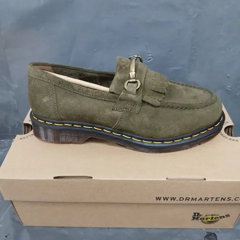 BOXED PAIR OF DR MARTENS ADRIAN SNAFFLE SHOES IN OLIVE - 8