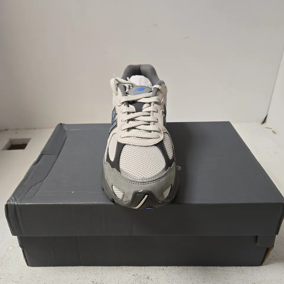 NEW BALANCE TRAINERS – GREY/BLUE - 10.5