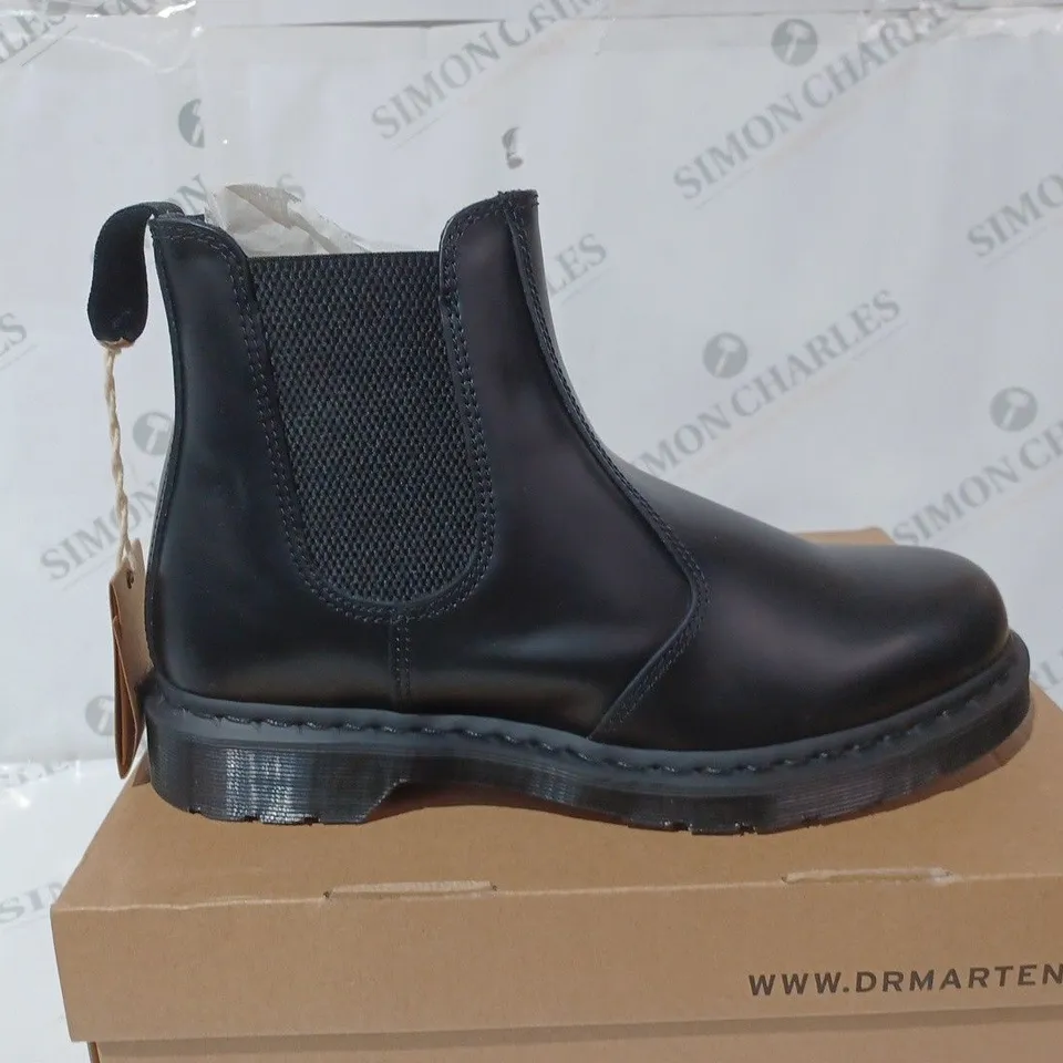 DR MARTENS 2976 MONO BLACK BOOTS - UK 10