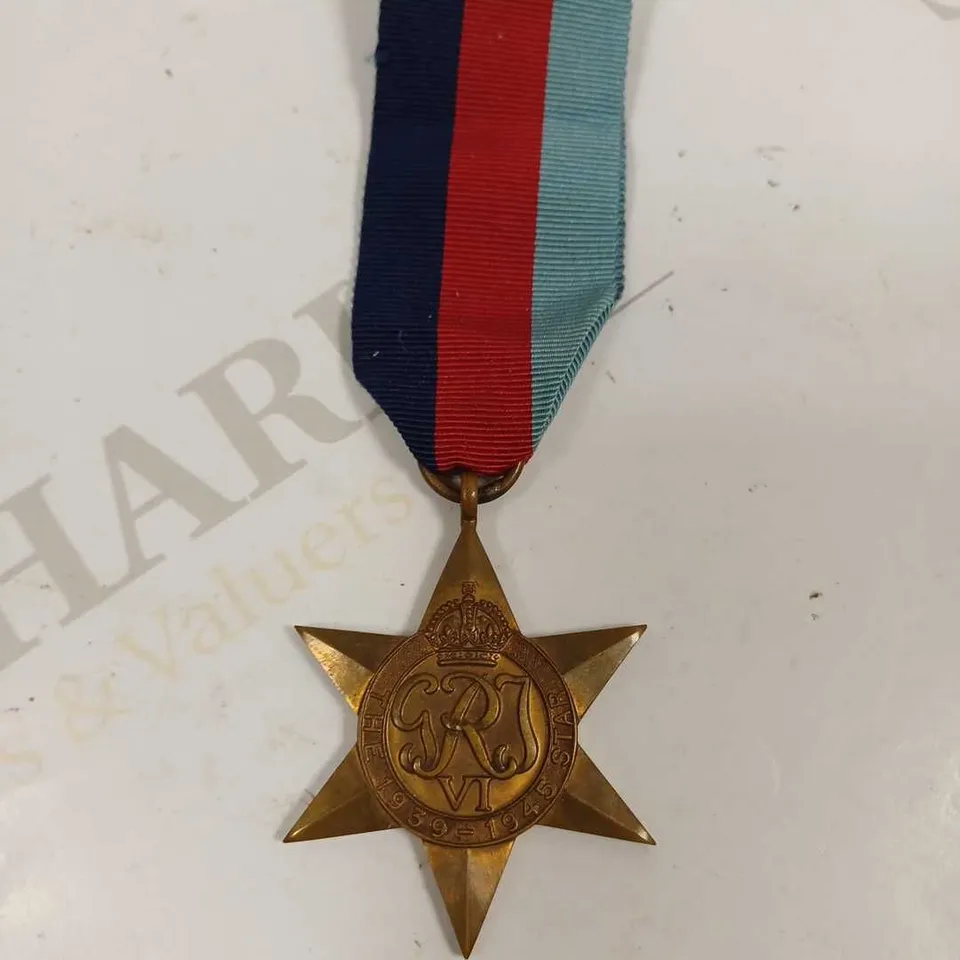 SMALL BOX CONTAINING 3 X ASSORTED BRITISH MILITARY SERVICE MEDALS WITH PAPERWORK