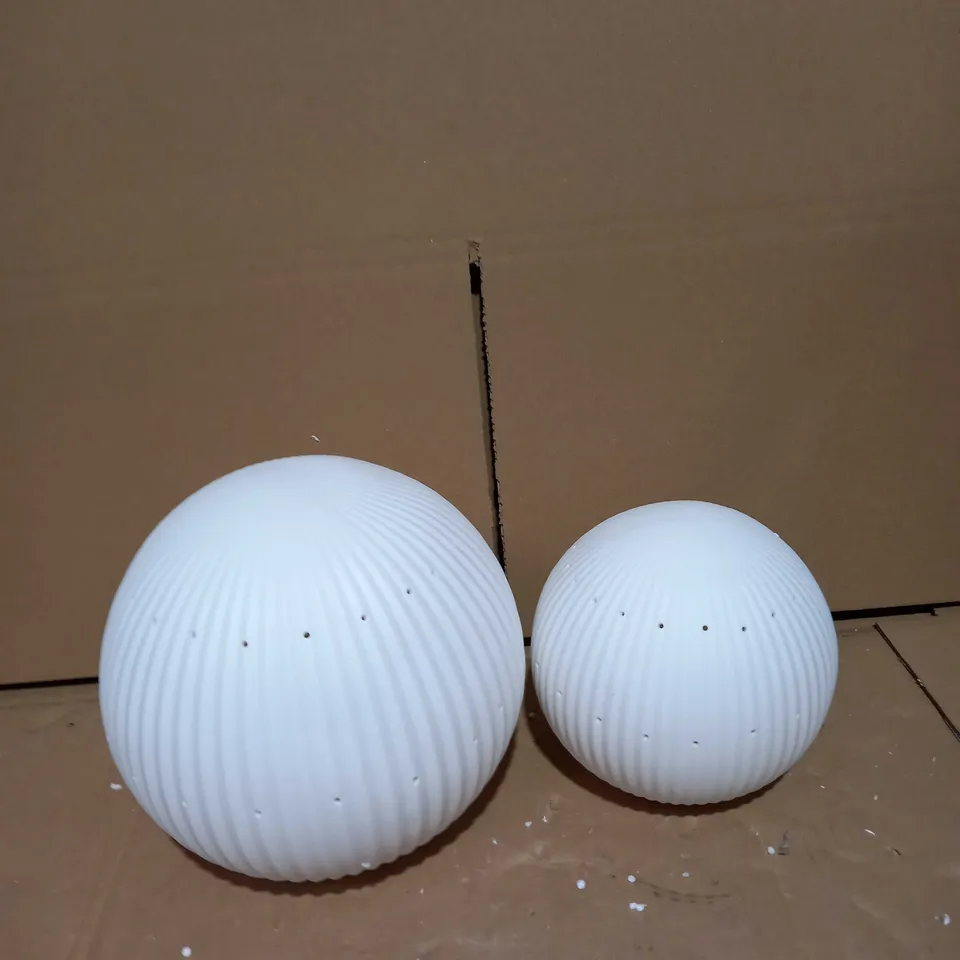 K BY KELLY HOPPEN SET OF CERAMIC LIGHT UP ORNAMENTS
