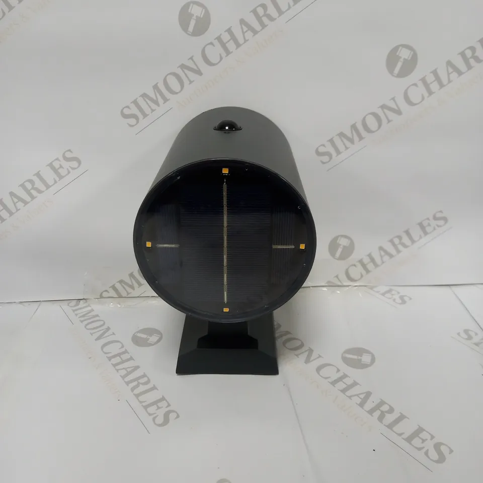 GRANTHAM UP & DOWN OUTDOOR SOLAR POWERED WALL LIGHT 