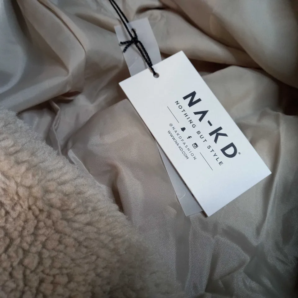 NA-KD LIGHT BEIGE TEDDY COAT - SIZE 8 