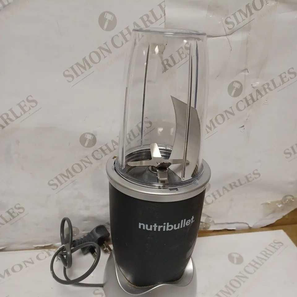 NUTRIBULLET 600 SERIES 600W NUTRITION EXTRACTOR 