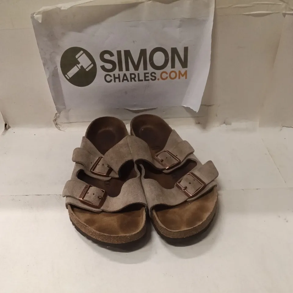 BEIGE BUCKLE-STRAP SANDALS SIZE UK10W UK8M