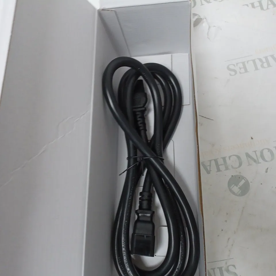 BOX OF APPROXIMATELY 30 APC LEADS