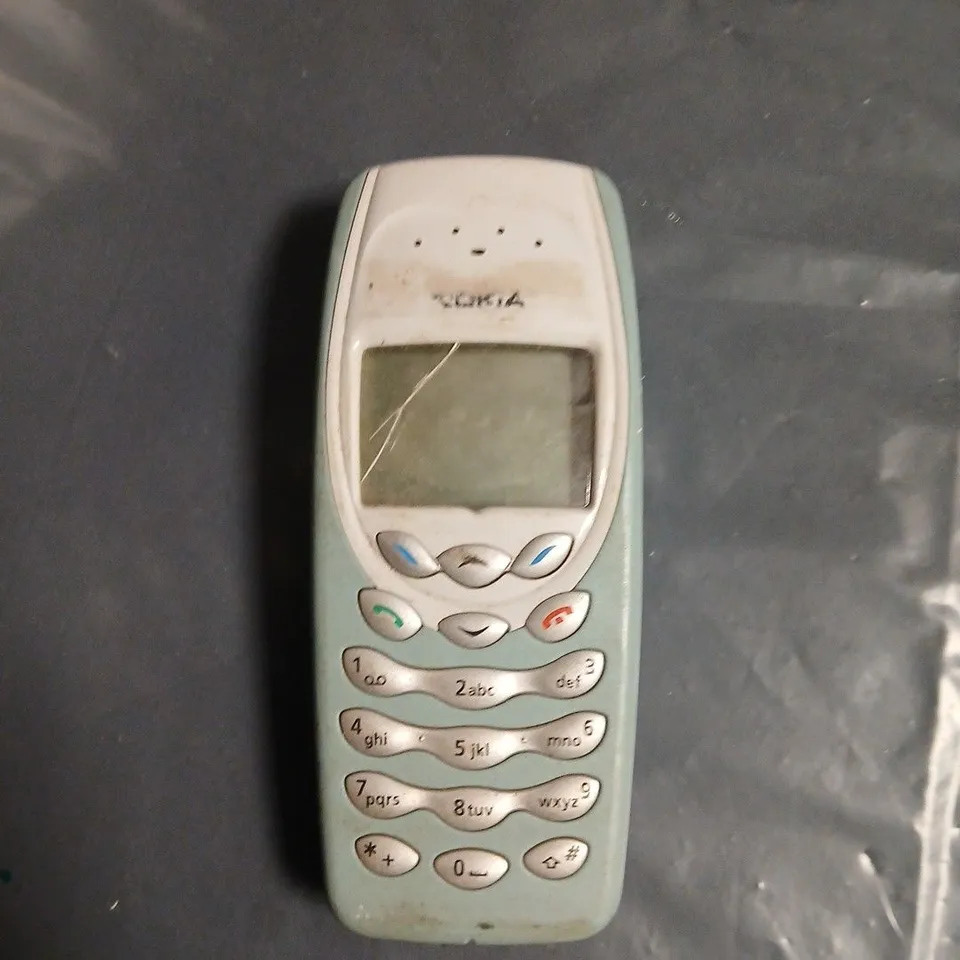 NOKIA CANDYBAR MOBILE PHONE – MODEL UNSPECIFIED