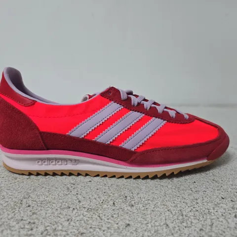 PAIR OF ADIDAS SNEAKERS – WOMENS - UK 4