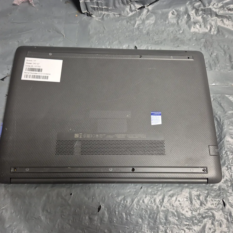 HP 240 G7 NOTEBOOK PC