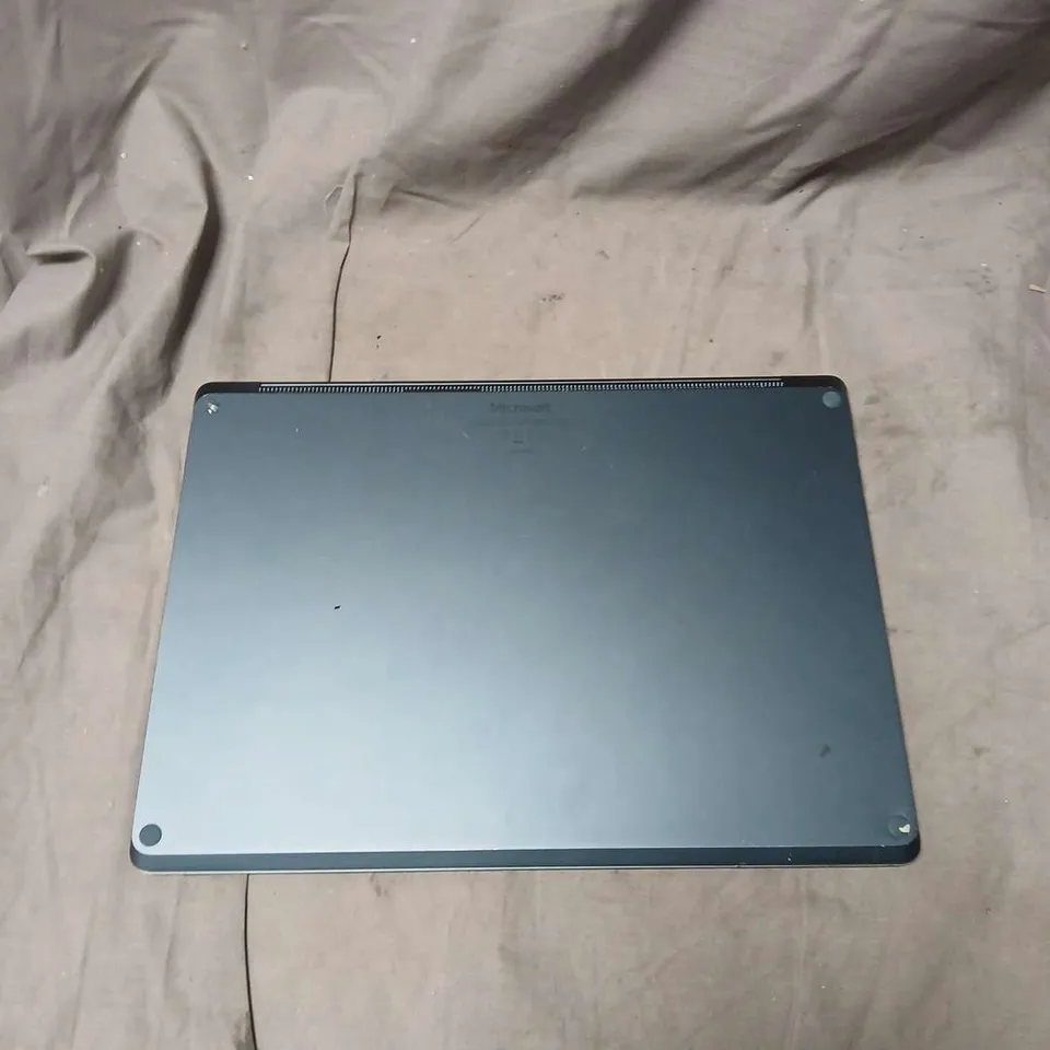 MICROSOFT SURFACE 1769 LAPTOP – BLUE/GREY, CRACKED DISPLAY