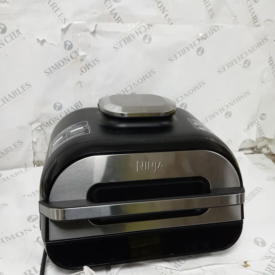 BOXED NINJA FOODI MAX HEALTH GRILL & AIR FRYER WITH AUTO IQ AG551UK