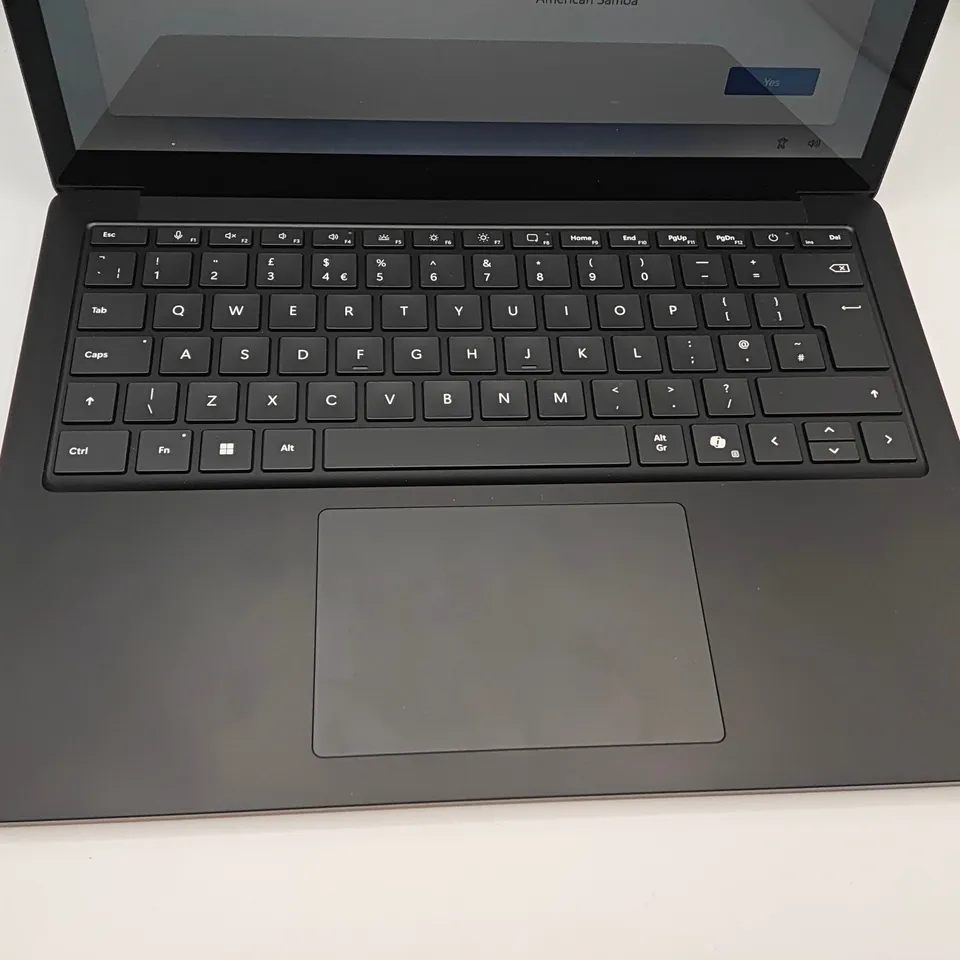 MICROSOFT SURFACE LAPTOP 6 IN BLACK MODEL 2033
