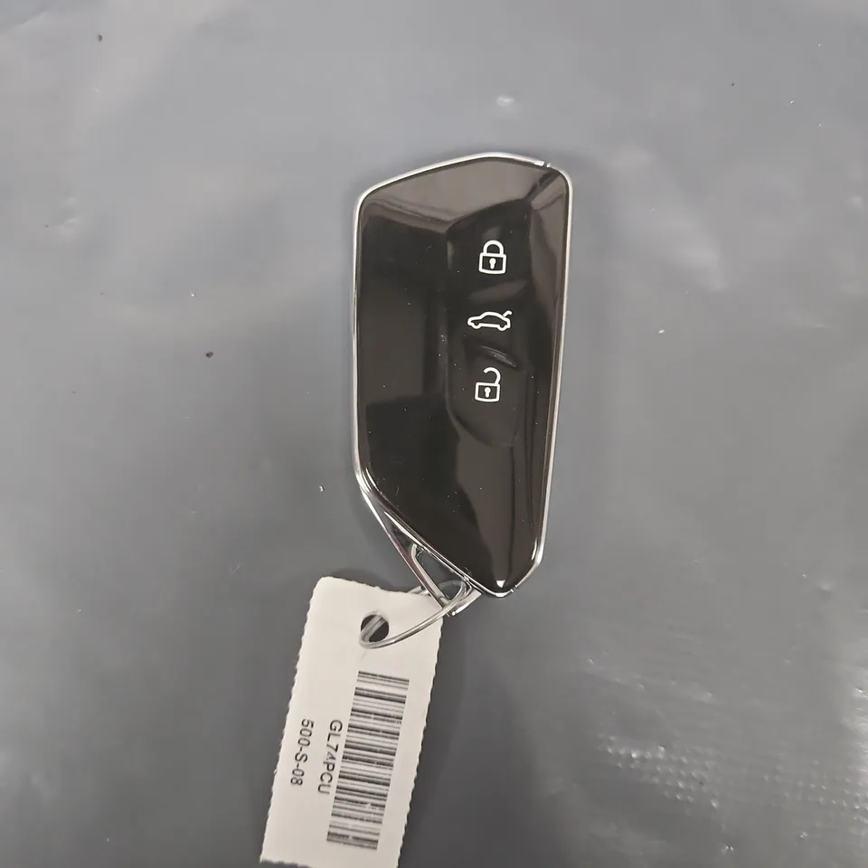 Car key fob – black glossy with chrome surround