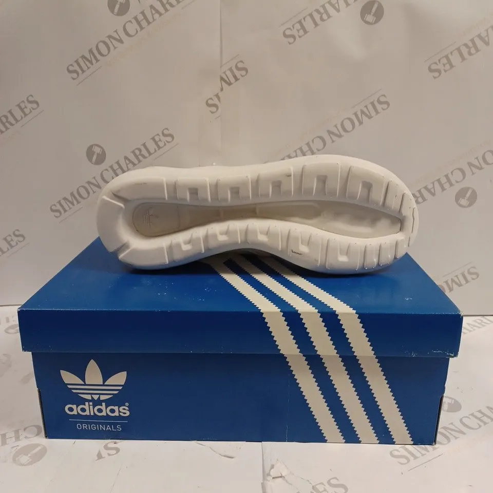 BOXED ADIDAS TUBULAR RUNNER UK 8 WHITE 