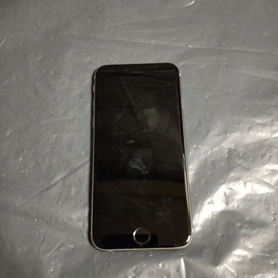 APPLE IPHONE – SPACE GREY