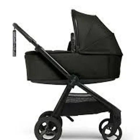 BOXED MAMAS & PAPAS VARDO PUSHCHAIR/STROLLER WITH CARRYCOT - BLACK (2 BOXES)