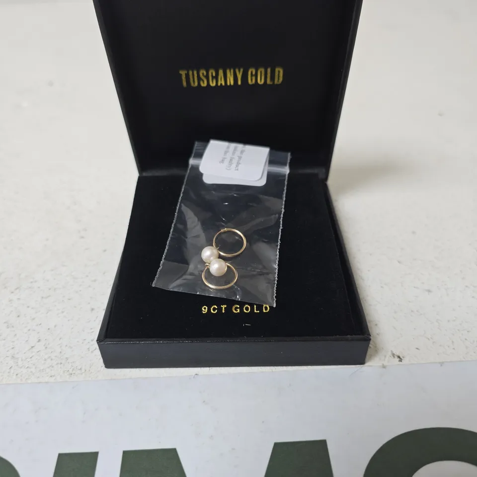 TUCSANY GOLD 9CT GOLD FRESH WATER PEARL EAR RINGS IN BLACK BOX