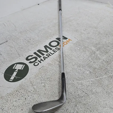 GOLF IRON WITH GOLF PRIDE GRIP – JAPAN FORGED KG2206138