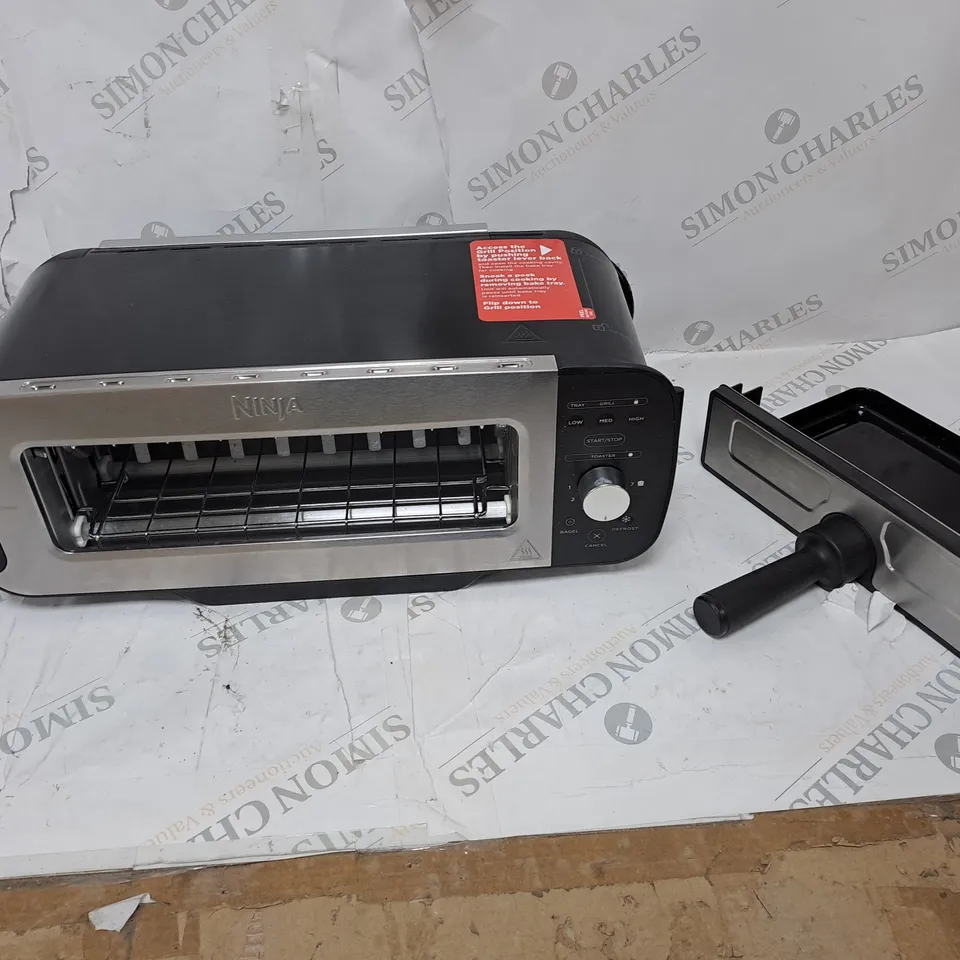 NINJA 2 IN 1 TOASTER & GRILL ST100UK