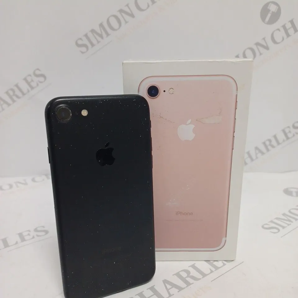 APPLE IPHONE 7 (A1778) SMARTPHONE