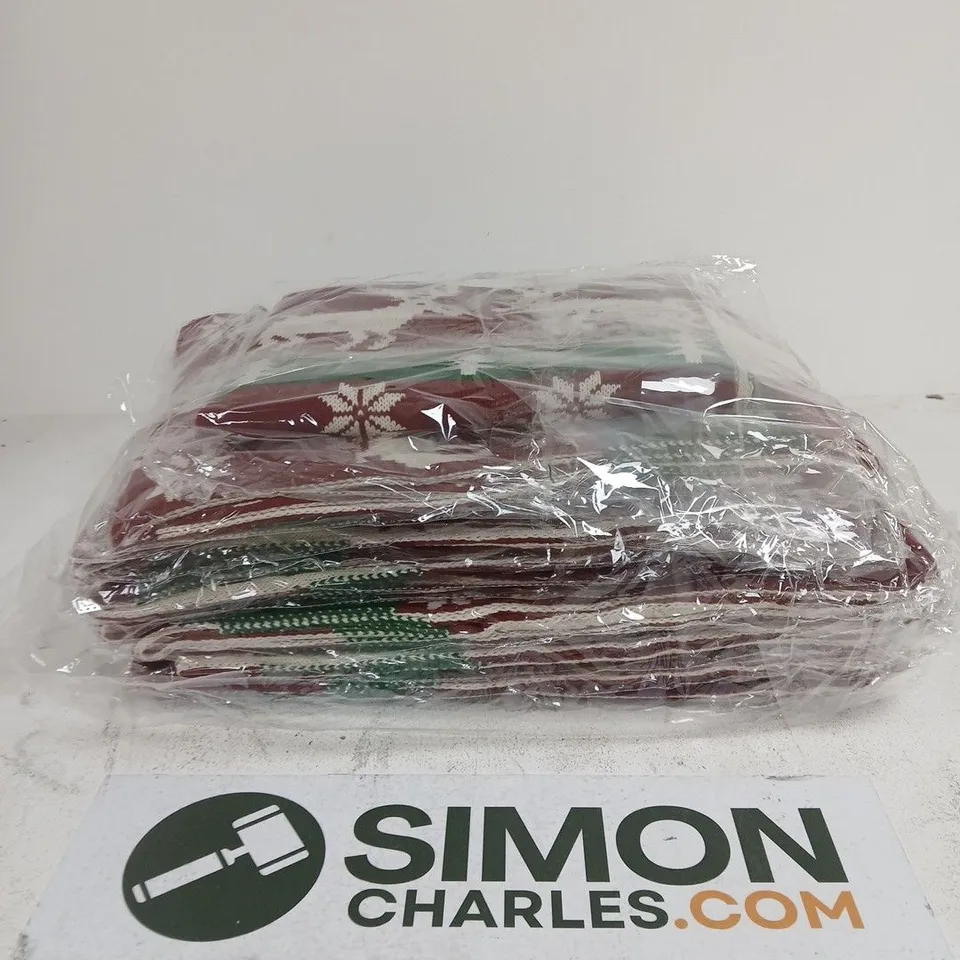 PACK OF APPROXIMATELY 10 FESTIVE TABLE RUNNERS RED AND GREEN