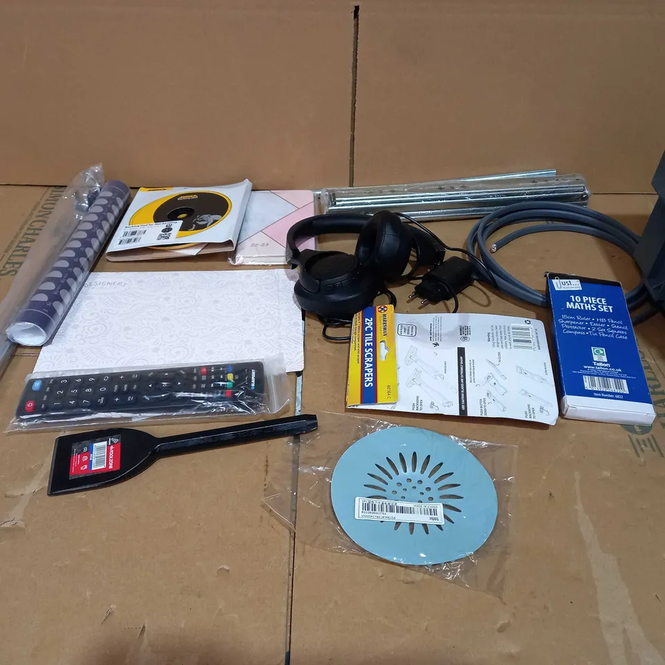 TOTE OF APPROXIMATELY 12 ASSORTED ITEMS TO INCLUDE A 2PC TILE SCRAPERS, A 10 PC MATHS SET AND A HEADSET
