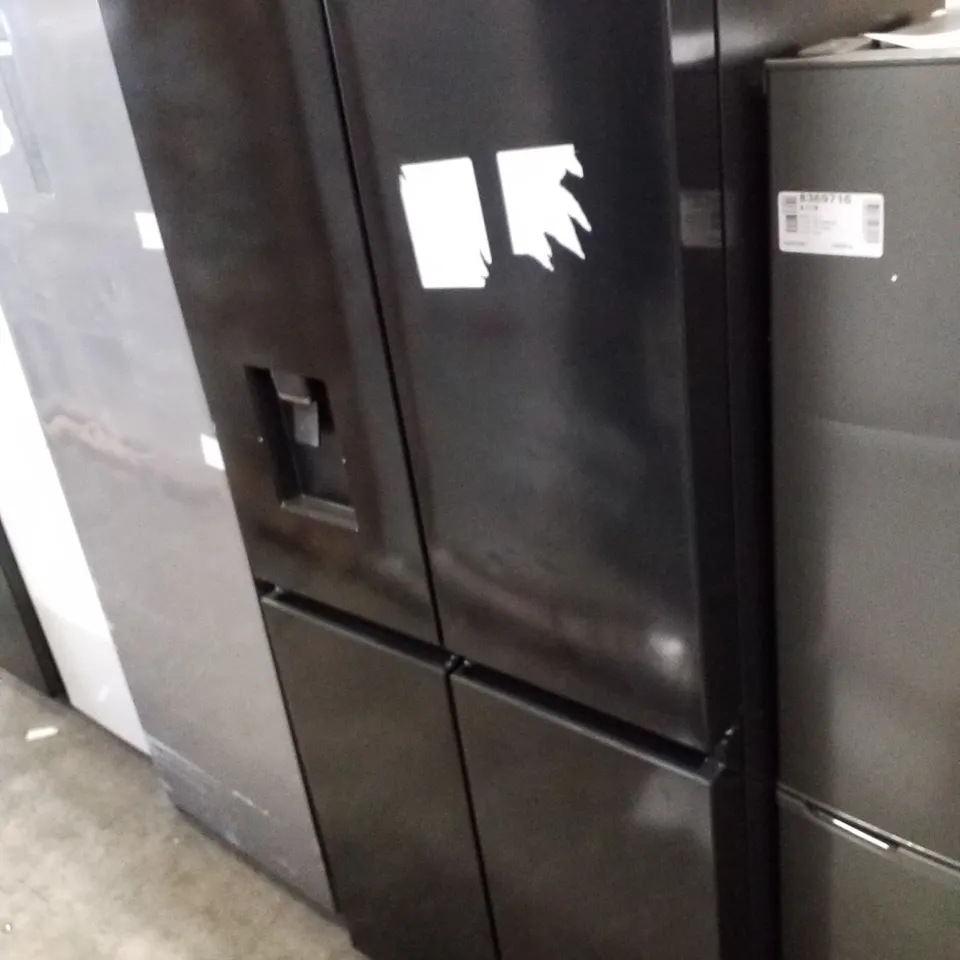 HISENSE FREESTANDING CROSS DOOR FRIDGE FREEZER BLK - UNPROCESSED RAW RETURN