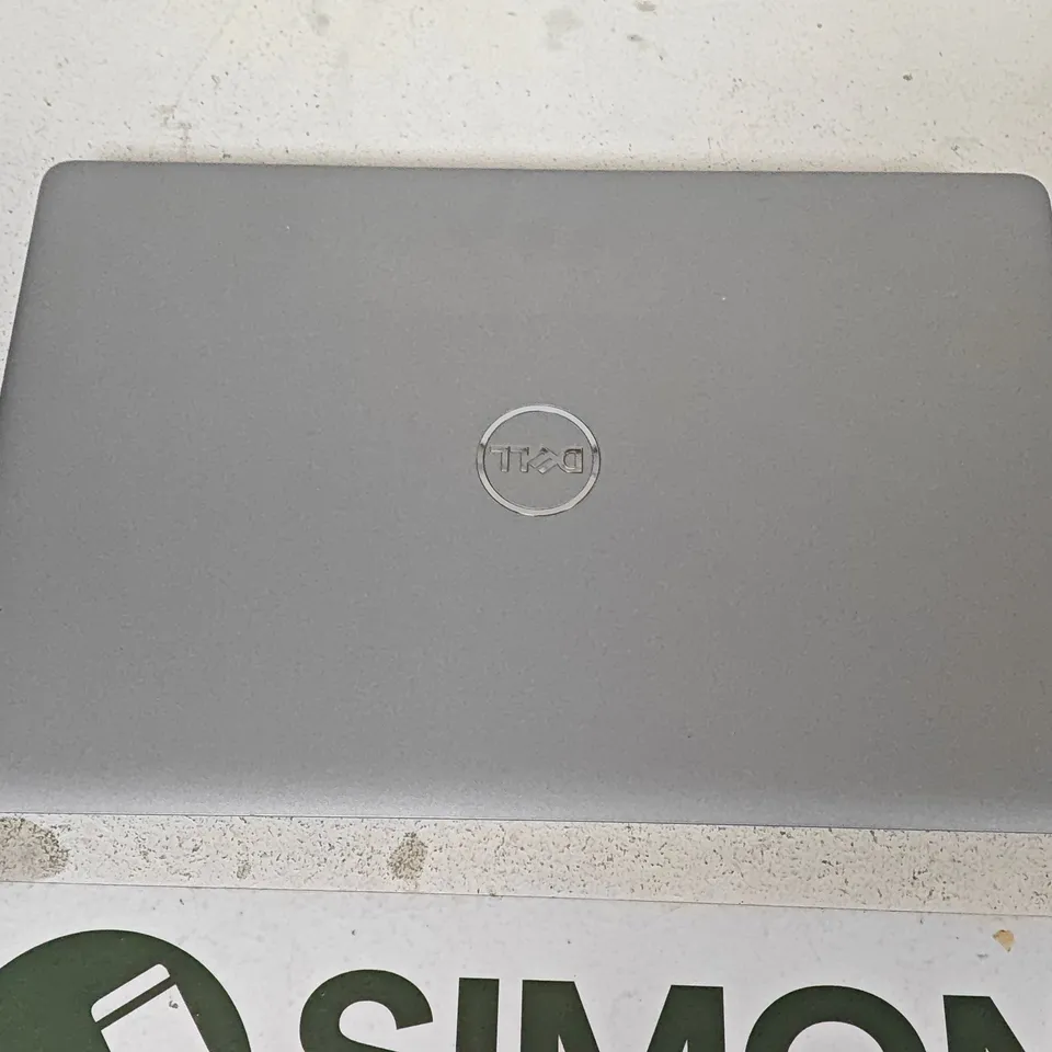 UNBOXED DELL LATITUDE 5540 INTEL I5 VPRO LAPTOP IN SILVER
