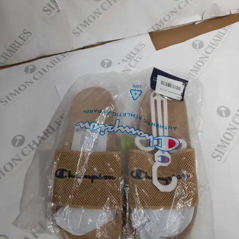 CHAMPION DAYTONA UNISEX SLIDES IN BEIGE 
