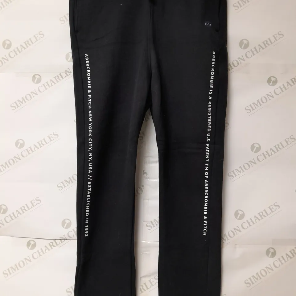 ABERCROMBIE & FITCH KIDS JOGGERS IN BLACK - 11/12