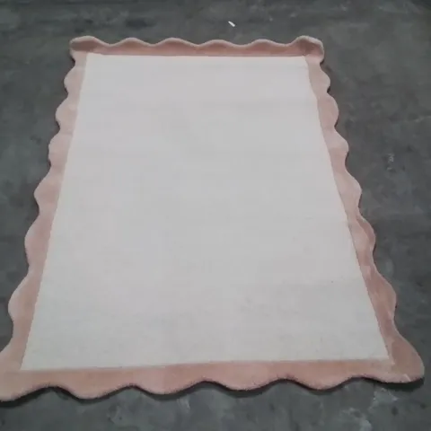 QUALITY DESIGNER AREA RUG - APPROXIMATELY 160X120CM