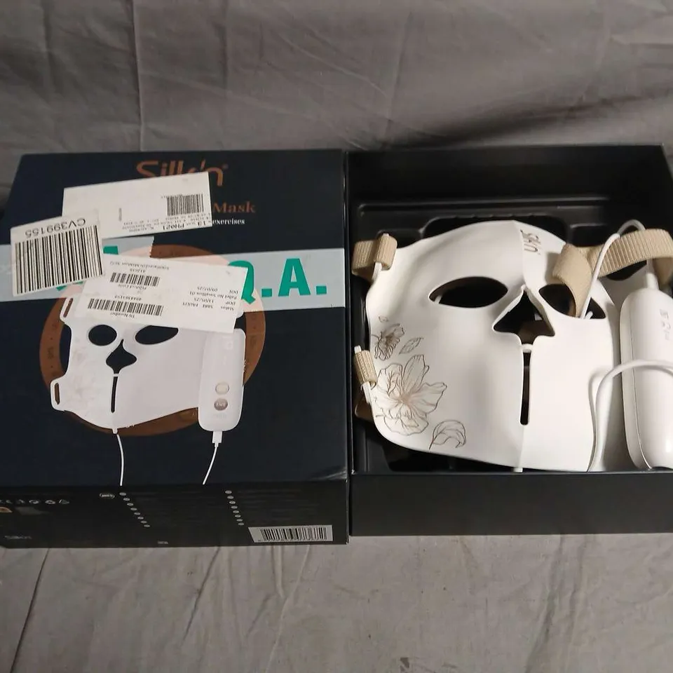 BOXED SILK'N LED EMS FACE MASK - ANTI-AGEING DEVICE