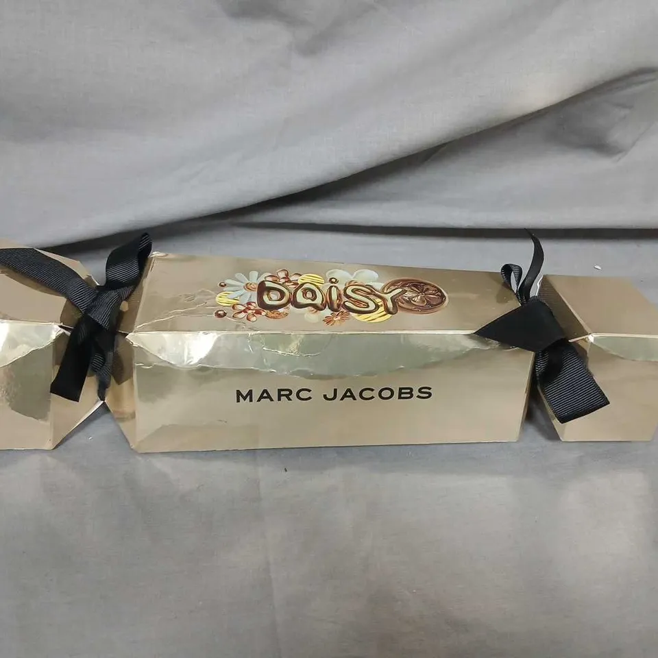 MARC JACOBS DAISY GIFT SET – 4 X 4ML MINI FRAGRANCES