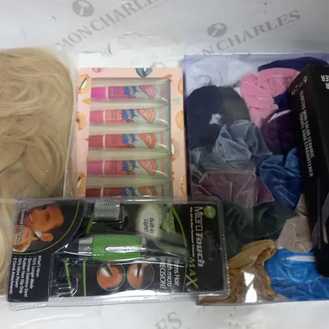 LOT OF APPROXIMATELY 12 ASSORTED HEALTH & BEAUTY ITEMS, TO INCLUDE MINI STRAIGHTENERS, WIG, SCRUNCHIES, ETC